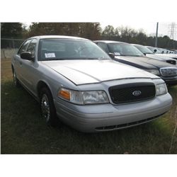 2001 FORD CROWN VICTORIA 4 DOOR SEDAN, S/N 2FAFP71W31X113337, GAS ENG, AUTO TRANS, A/C, P/S