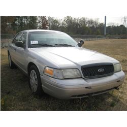 2006 FORD CROWN VICTORIA 4 DOOR SEDAN, S/N 2FAHP71W16X147244, GAS ENG, AUTO TRANS, A/C, P/S