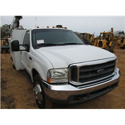 2003 FORD F550 S/A SERVICE TRUCK, S/N 1FDAFJ6P93EC28263, DIESEL ENG, AUTO TRANS, A/C, P/S, TOOL BODY