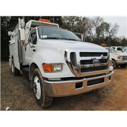 2005 FORD F750 SERVICE TRUCK, S/N 3FRXF75UX5V112775, C7 CAT DIESEL ENG, A/T, A/C, P/S, TOOL BODY, LI