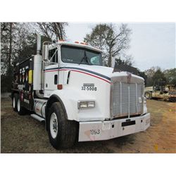 1991 KENWORTH T800 T/A FUEL & LUBE TRUCK, S/N 1XKDL50X6MJ560445, 300 HP CUMMINS DIESEL ENG, 8LL FULL