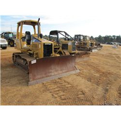CAT D4G XL CRAWLER TRACTOR, S/N HYD00919 (04 YR) 6 WAY BLADE, 18" SBG, CANOPY, METER READING 8,350 H