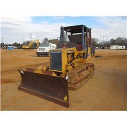 KOMATSU D31E-18 CRAWLER TRACTOR, S/N 40887, 14' SBG, CANOPY, SCREENS