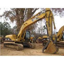 CAT 320CL HYDRAULIC EXCAVATOR, S/N PAB02027 (04 YR) 9' STICK, 36" BUCKET, 32" TBG, HYD THUMB, PLUMBE