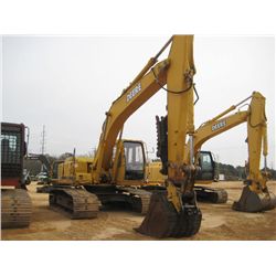 JOHN DEERE 200LC HYDRAULIC EXCAVATOR, S/N 500733, 9' 6" STICK, 42" BUCKET, 32" TBG, THUMB, ECAB W/AI