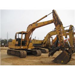 JOHN DEERE 690B HYDRAULIC EXCAVATOR, S/N 403523, 9' STICK, 30" BUCKET, THUMB, 30" TBG, CANOPY, METER