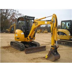 JCB 8032 MINI HYDRAULIC EXCAVATOR, S/N 0899748 (06 YR) 3' 8" STICK, 18" BUCKET, AUX HYDS, BACKFILL B