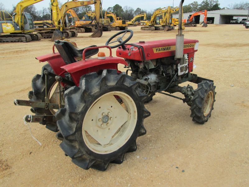 YANMAR YM2000D 4X4 FARM TRACTOR, S/N 828919, 3PTH, PTO, METER READING
