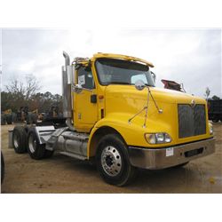 2005 INTERNATIONAL 9200i T/A TRUCK TRACTOR, S/N 2HSCEAPR15C215578, 15X400ST CUMMINS DIESEL ENG, 13 S
