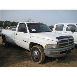 1999 DODGE DUALLY 3500 PICKUP, S/N 3B7MC3656XM559573, V8 GAS ENG, A/T, A/C, P/S