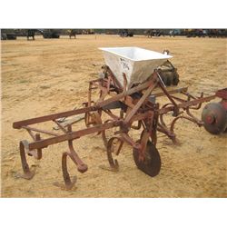 PITTSBURGH (2) ROW CULTIVATOR W/SINGLE HOPPER