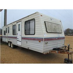 1990 TERRY 291 T/A TRAVEL TRAILER, S/N 1EA1L2923L4923102