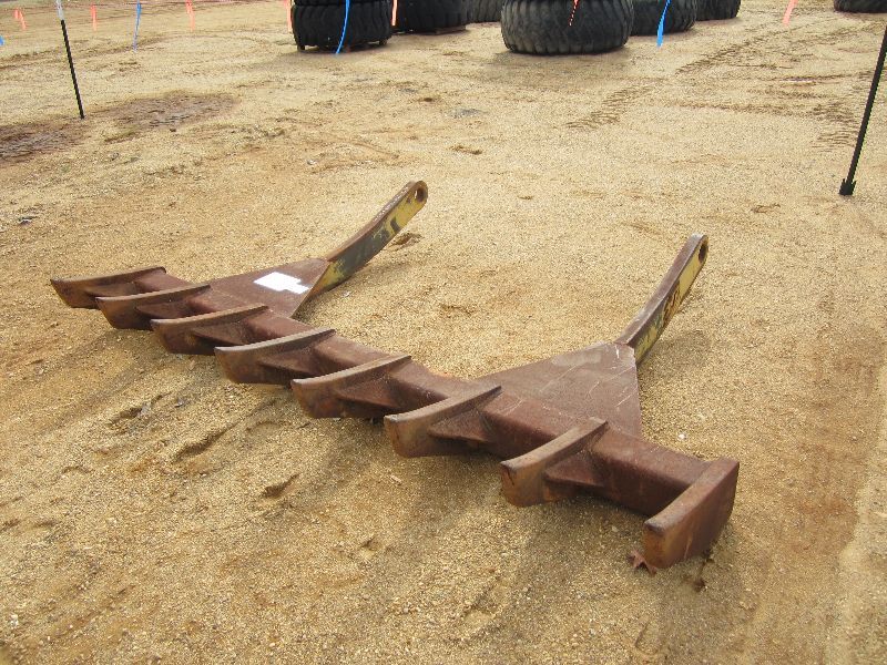 10' ROOT RAKE, FITS JD 750 & CAT D6D