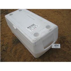 RUBBERMAID 150 QUART COOLER