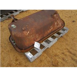 CAST IRON BATH TUB W/LEGS