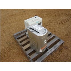 1 LOT (2) PAPER SHREDDER