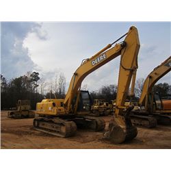 JOHN DEERE 270C LC HYDRAULIC EXCAVATOR, S/N 702548, 12'5" STICK, 54" BUCKET, 32" TBG, ECAB W/AIR, ME