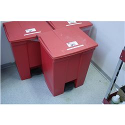 RED RUBBERMAID DISPOSABLE BIN