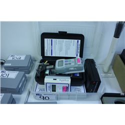 BOX OF MANOMETERS AND GAUGES