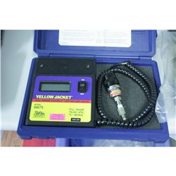 YELLOW JACKET FULL RANGE SUPER EVAC LCD VACUUM