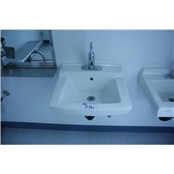 SENSOR FAUCET HANDWASH SINK