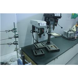 SMALL DELTA UPRIGHT DRILL PRESS