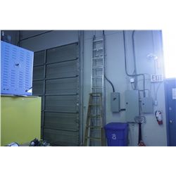 24FT ALUMINUM EXTENTION LADDER AND A 6FT WOODEN A