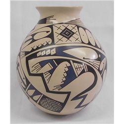 Mata Ortiz Polychrome Jar - Rebeca Ortiz