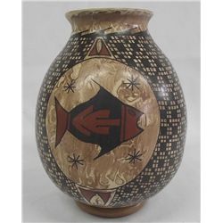 Mata Ortiz Marbelized Eyedazzler Fish Jar - Ortiz