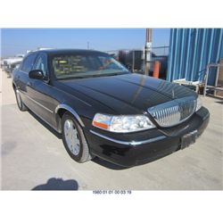 2005 - LINCOLN TOWN CAR