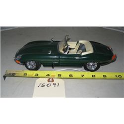 Green Jag E Metal Model Car
