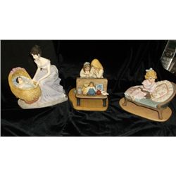 Set of 3 Porcelain figurines