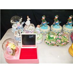 Box Misc. Music Boxes & Snow Globes