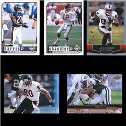 Five Hi-Grade Random Collectible Football Sports Cards  (TOY-000328)