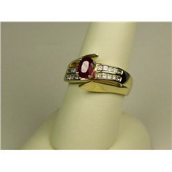 Stunning 14K YG Ladies Handmade Ring