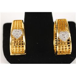 Gleaming 18K YG Diamond Earrings