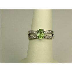 Splendid 14K WG Ladies Crossover Design Ring