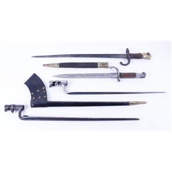 Lot of 4 Bayonets
