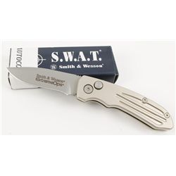 Lot of 2 Smith & Wesson Extreme Ops Knives