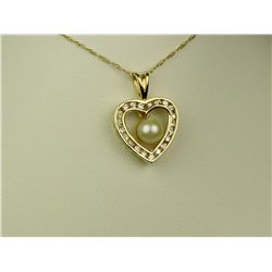 Elegant 14K YG Ladies Heart Design Necklace