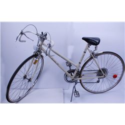Fuji Sports 10 Speed Bicycle