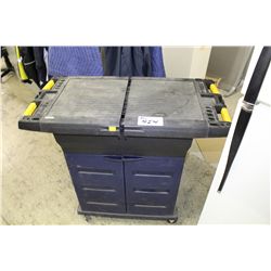 KETER MOBILE TOOL BENCH