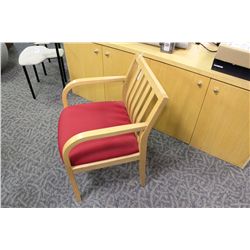 RED MAPLE FRAMED SLAT-BACK CLIENT CHAIR