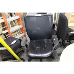OFFICE CHAIR