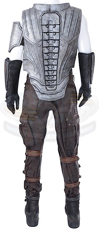 Chronicles of Riddick, The - Riddick's Costume & Accessories (Vin Diesel)