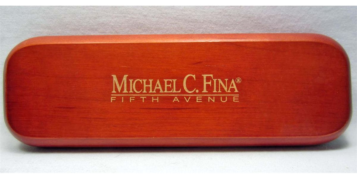 MICHAEL C. FINA FIFTH AVENUE PEN SET W/ CASE