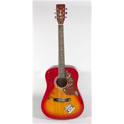 Red Hot Chili Peppers: Guitar signed by Flea and Chad Smith
