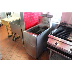 DEAN GAS DEEP FRYER
