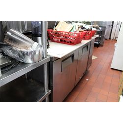 TRUE 67" 2 DOOR SANDWICH REFRIGERATED PREP TABLE