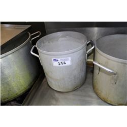 SMALL STOCK POT